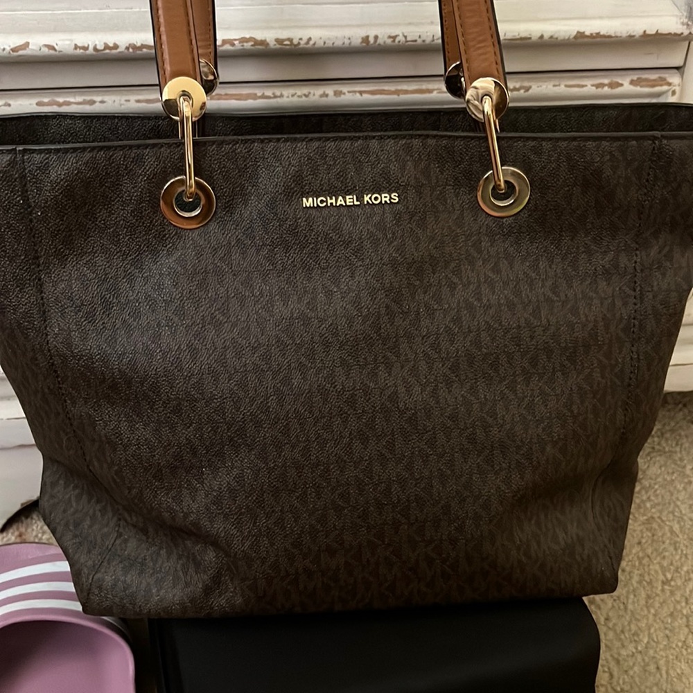 Great condition bought it in 2013 well taking care of